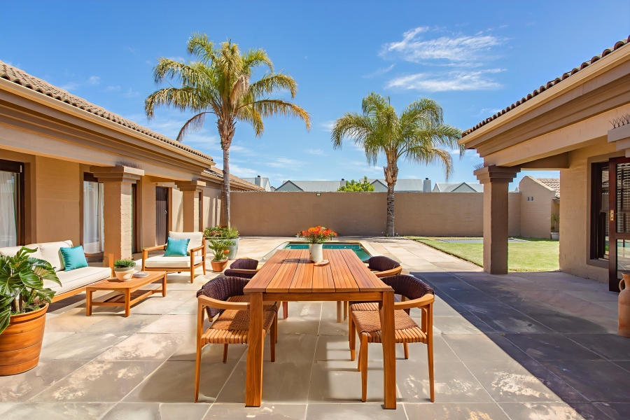 6 Bedroom Property for Sale in Wellington West Western Cape